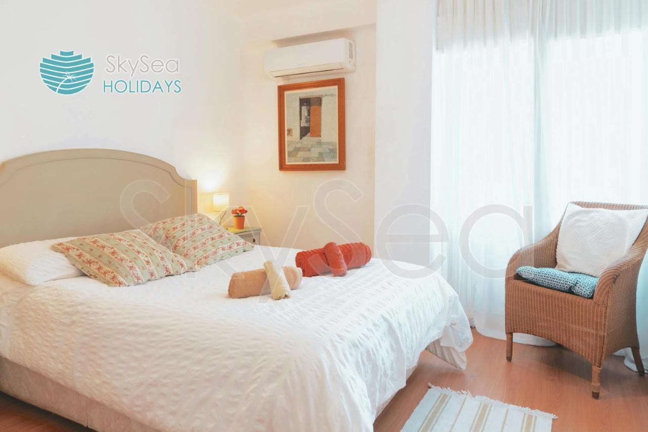 Skysea Holidays Malaga Bailen Apartment Bagian luar foto