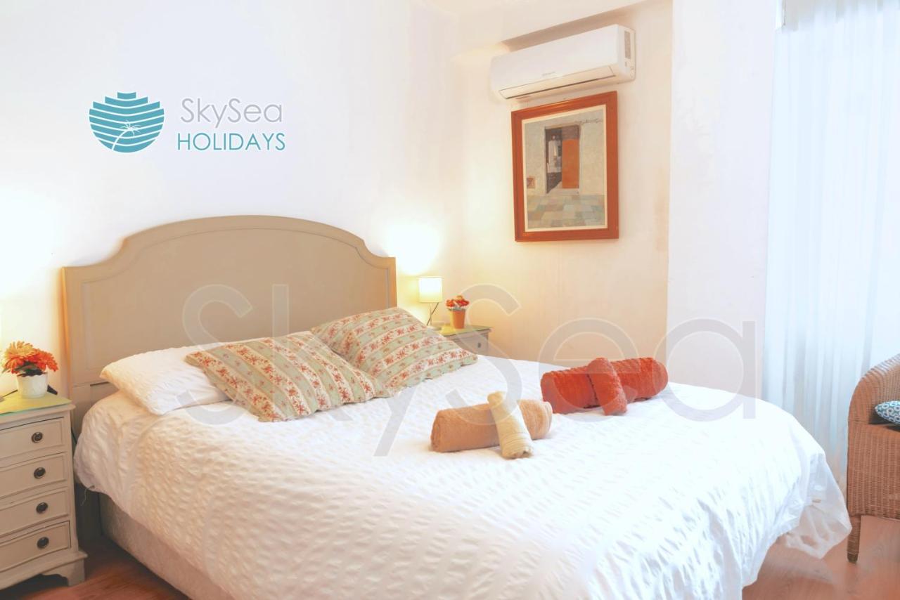 Skysea Holidays Malaga Bailen Apartment Bagian luar foto